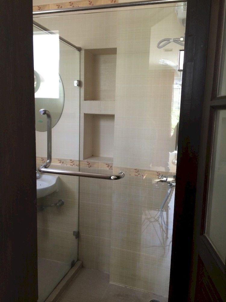 Leela Boutique Hotel 2*